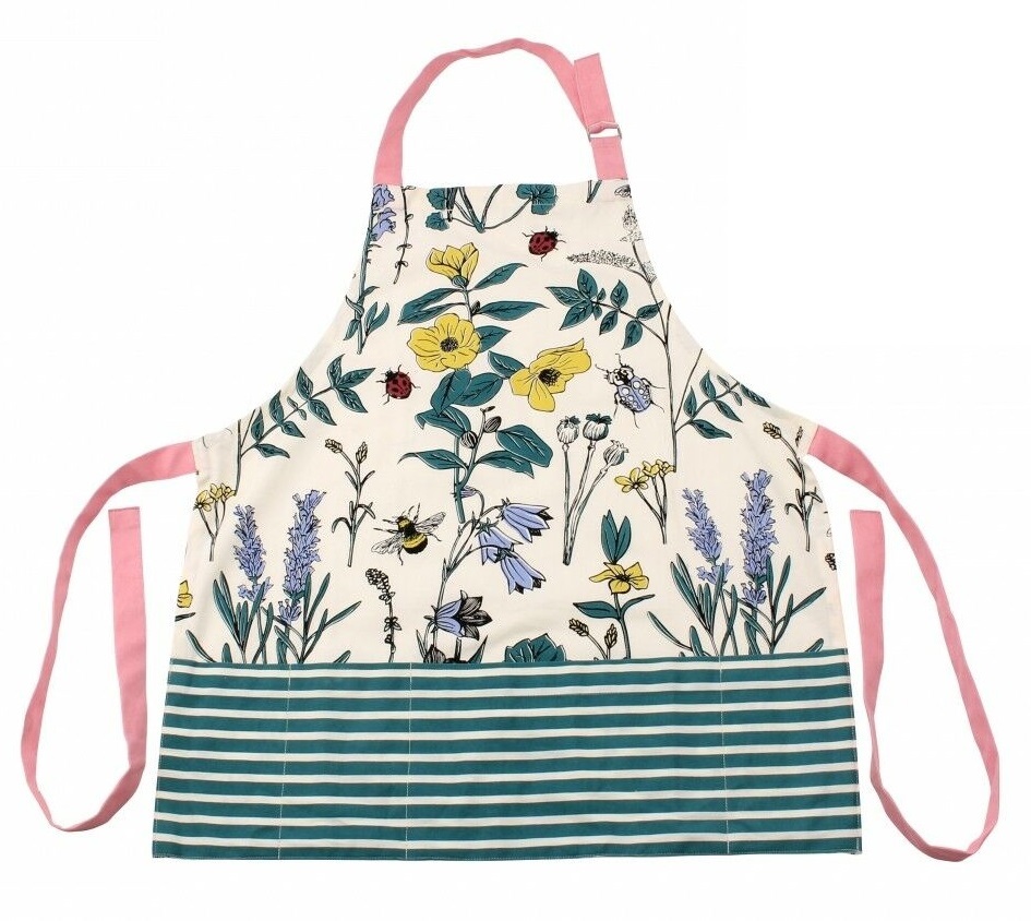 Thistle & Thorn Gardening Apron at Mighty Ape NZ