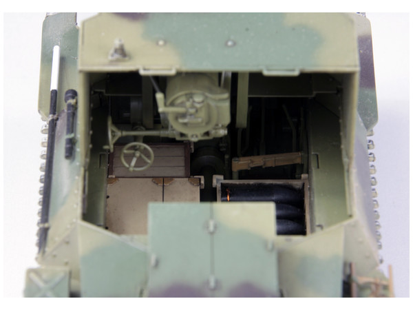 Fine Molds: 1/35 IJA Type 4 15cm Self-Propelled Gun Ho-Ro - Model Kit image