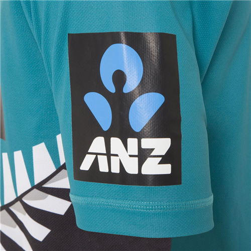 BLACKCAPS Replica Retro Shirt (X-Large) image