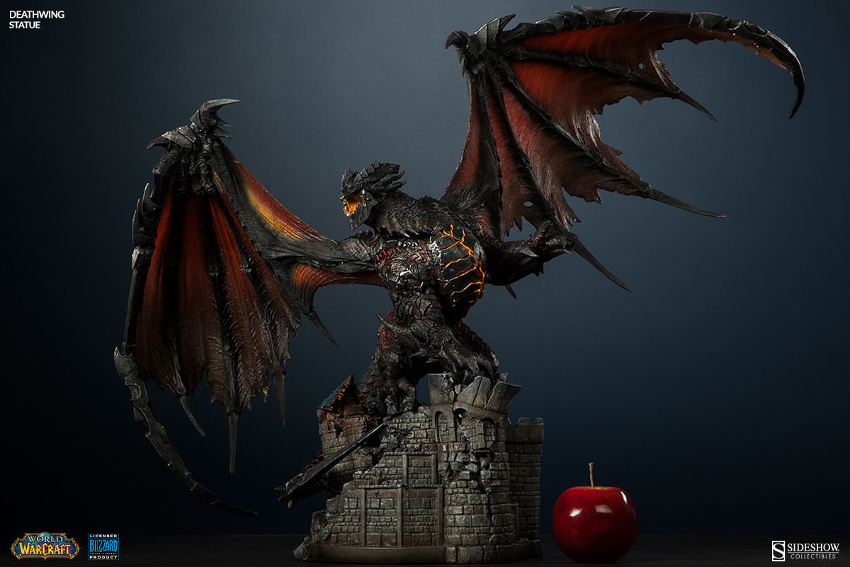 World of Warcraft: Deathwing Polystone Statue