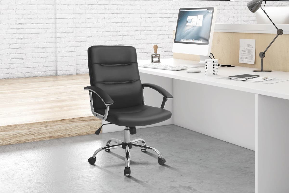Buy Cambridge High Back Padded Office Chair at Mighty Ape NZ