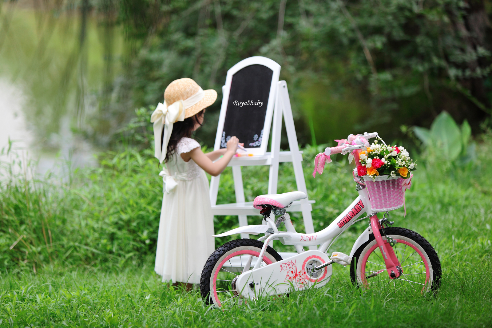 RoyalBaby: Jenny G-4 - 16" Girl's Bike (White) image