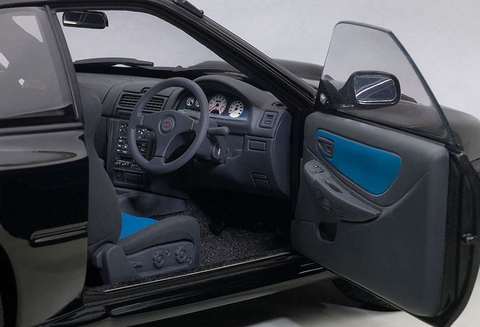 AUTOart: 1/18 Subaru Impreza 22b (Black) - Diecast Model image