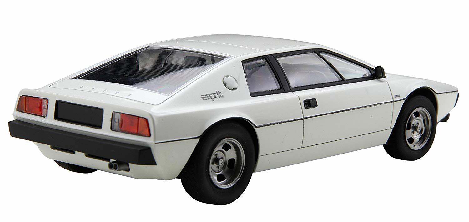 1/24 Lotus Esprit S1 Model Kit at Mighty Ape NZ