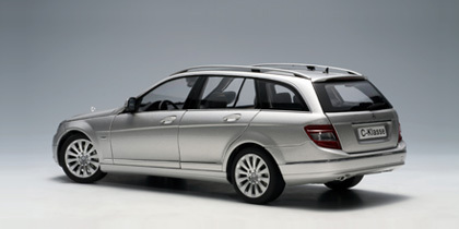 AUTOart 1/18 Mercedes Benz C Class T-Model S204 Elegance (Silver) Diecast Model image