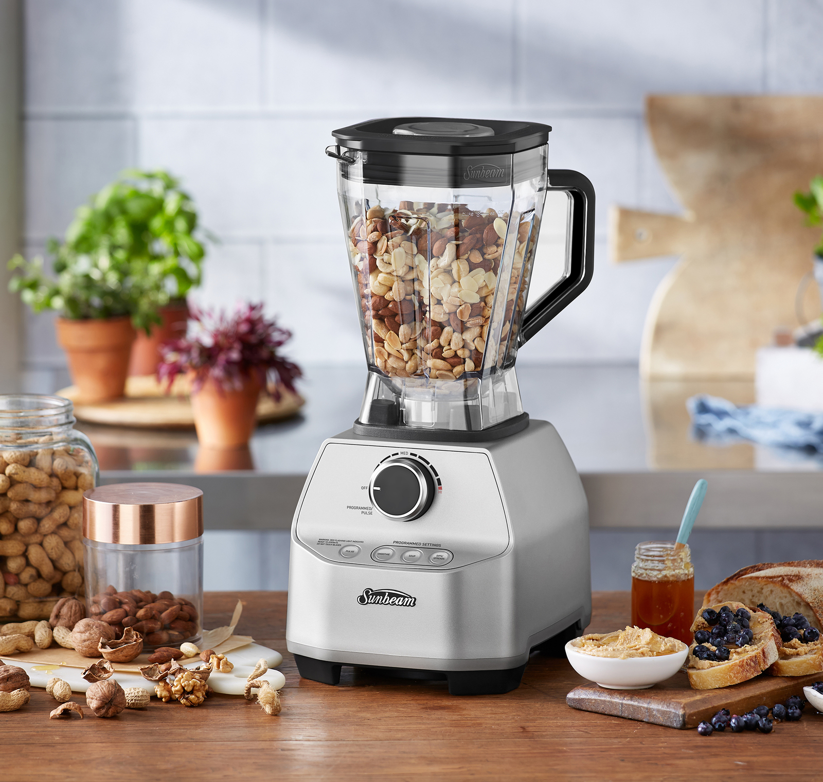 Sunbeam High Performance Power Blender at Mighty Ape Australia