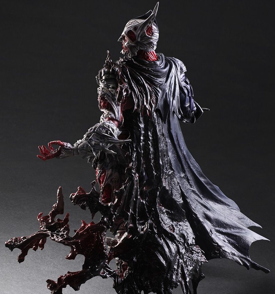 Batman: Rogues Gallery - Two-Face Play Arts Kai Figure image