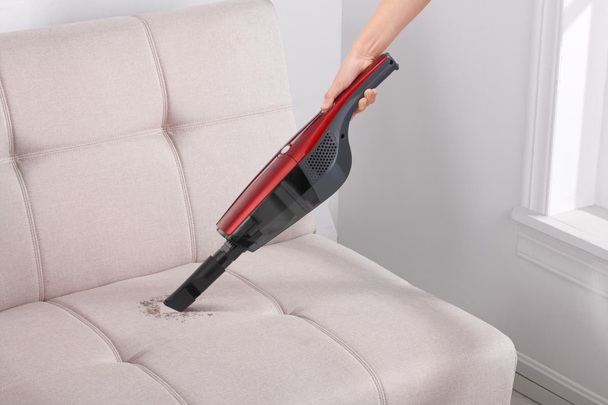 Kogan: 2-in-1 Cordless 25V Stick Vacuum Cleaner image