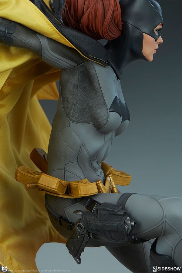 Batman: Batgirl - 21" Premium Format Figure image