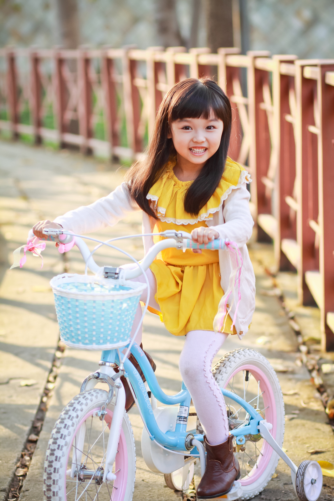 RoyalBaby: Star Girl G-1 - 12" Bike (Blue) image
