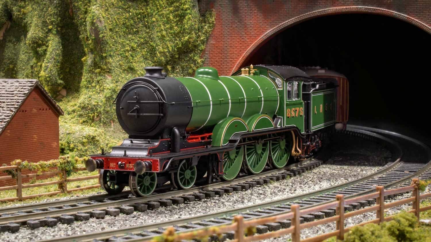 Hornby: LNER 4-6-0 Holden B12 Class - LNER image