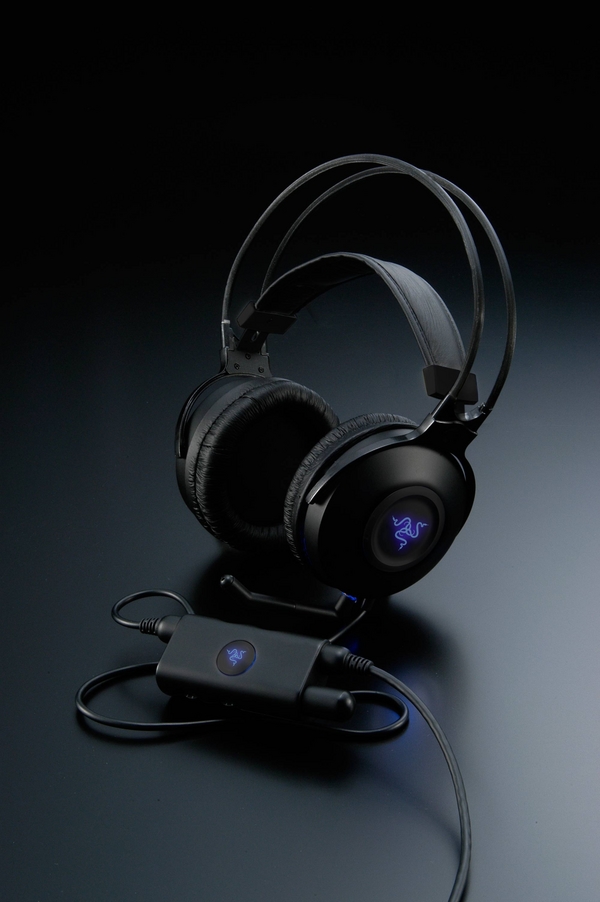 Razer Barracuda HP1 Headphones image