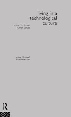 Living in a Technological Culture by Hans Oberdiek image